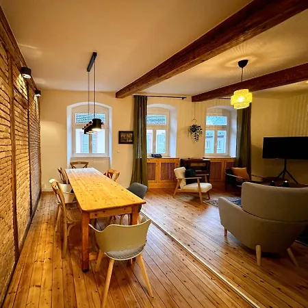 Grosse In Der Altstadt Von Apartment *