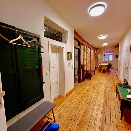 Grosse In Der Altstadt Von Apartment