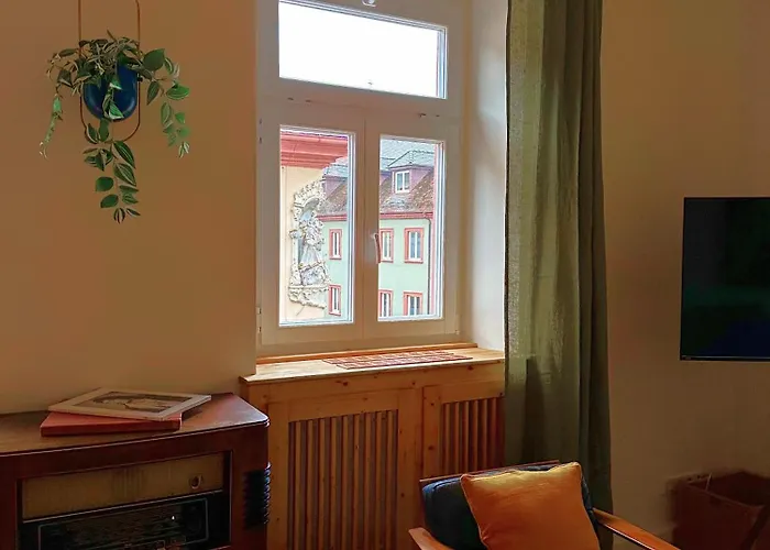 Grosse In Der Altstadt Von *